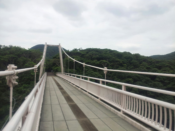 バンナ公園のセイシカの橋 いい眺め 石垣島なんでも図鑑